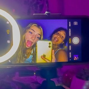 Meet your Posher, Brooklyn